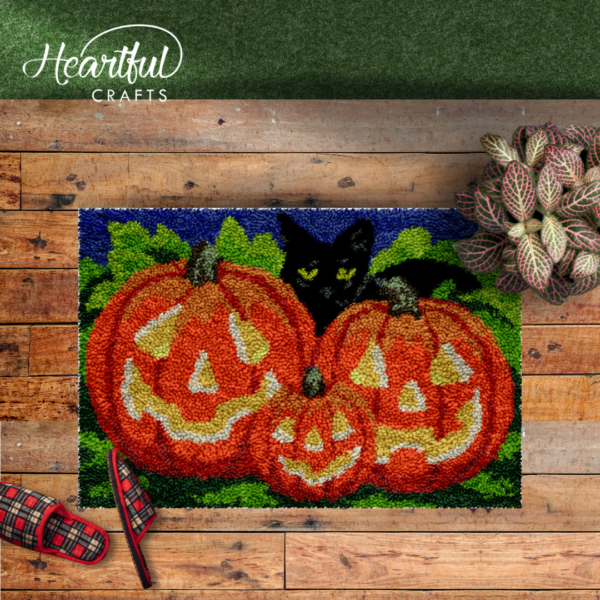 3 Pumpkins and a Guardian - Latch Hook Rug kit