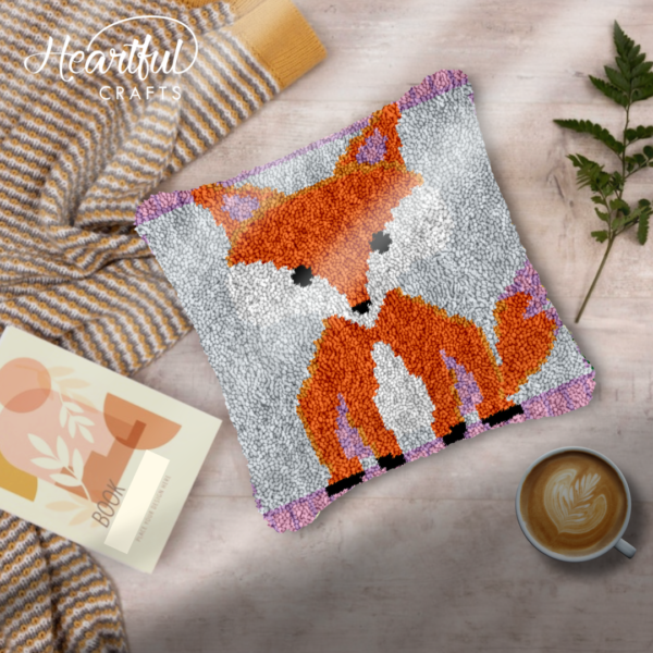 Cartoon Fox - Latch Hook Pillow Kit