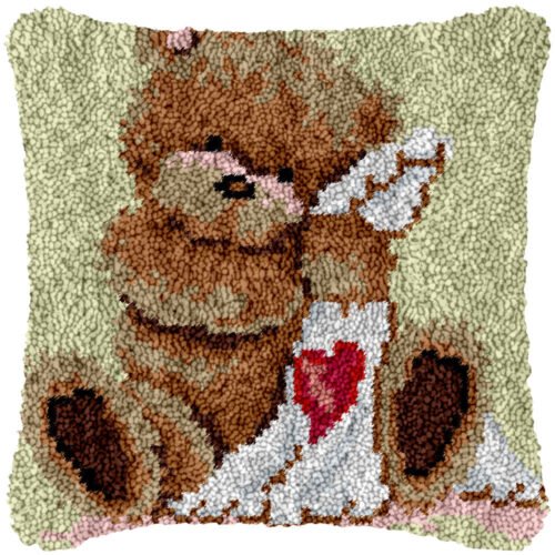 Snuggles - Latch Hook Pillow Kit
