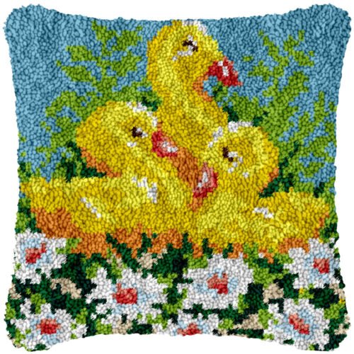 Three Little Ducks - Latch Hook Pillow Kit