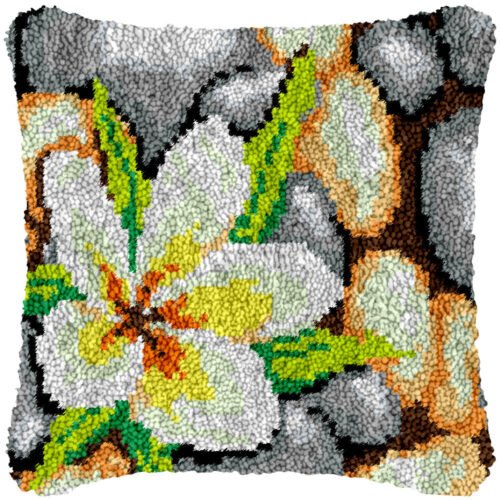 Jasmine in the Stream - Latch Hook Pillow Kit