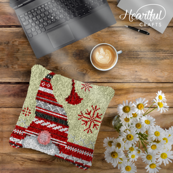 Santa Elf - Latch Hook Pillow Kit