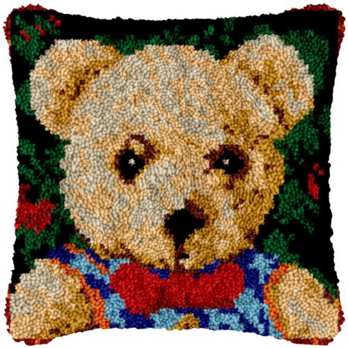 Formal Bear - Latch Hook Pillow Kit
