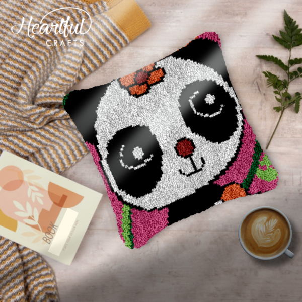 Nosy Panda - Latch Hook Pillow Kit