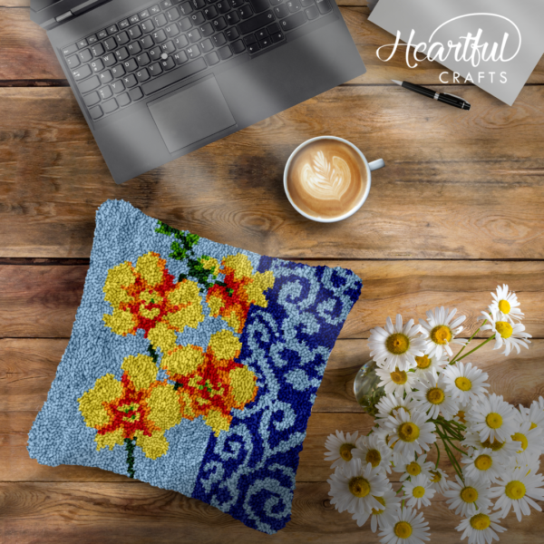 Blue Floral Pattern - Latch Hook Pillow Kit