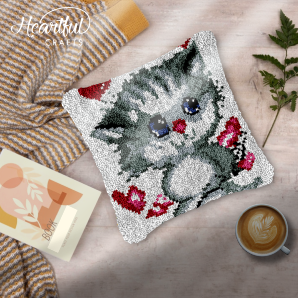 Hiding Kitten - Latch Hook Pillow Kit