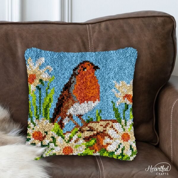American Robin - Latch Hook Pillow Kit