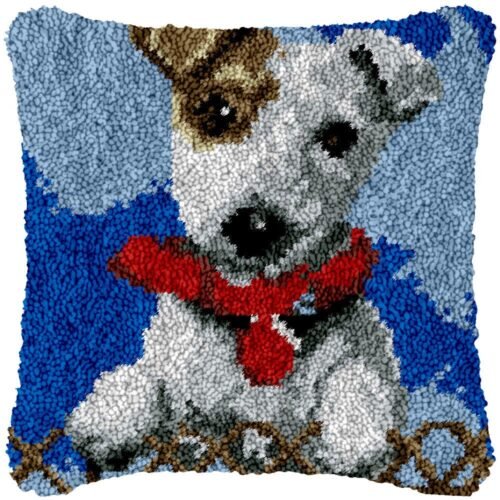 Beagle Pup - Latch Hook Pillow Kit