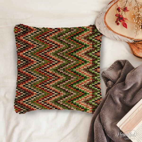 Big Zigs and Zags - Latch Hook Pillow Kit