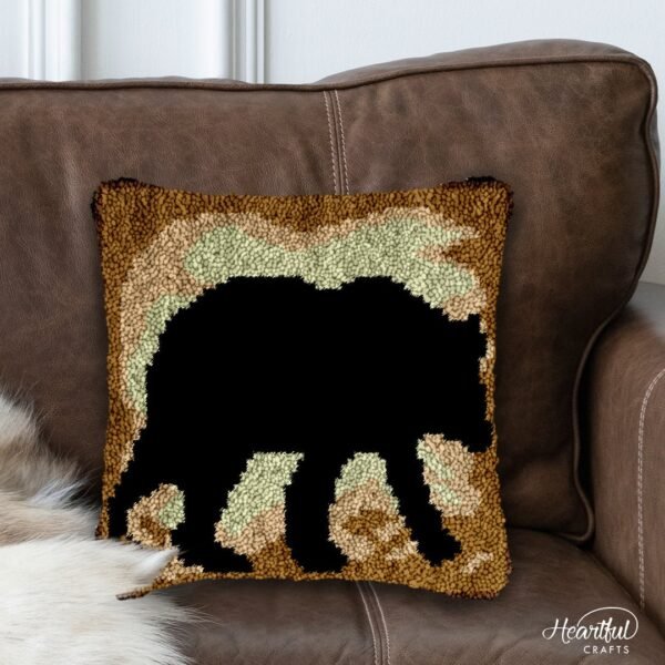 Black Bear - Latch Hook Pillow Kit