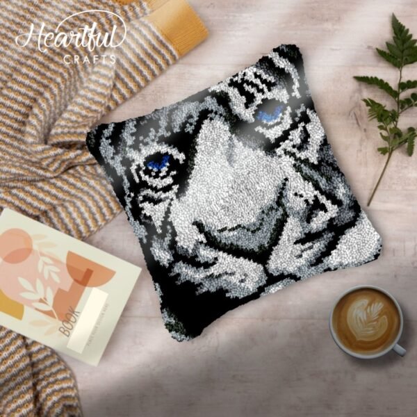 Blue Eyed Tiger - Latch Hook Pillow Kit