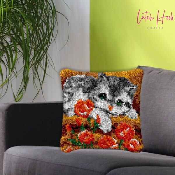 Bored Kitty - Latch Hook Pillow Kit