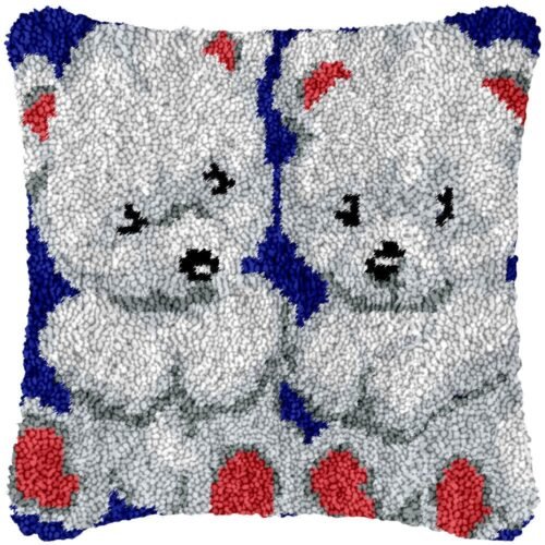 Cuddly Bears - Latch Hook Pillow Kit