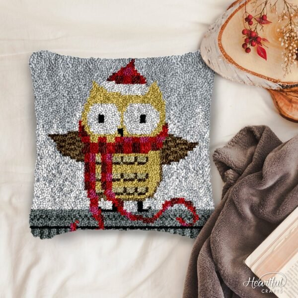 Dressed Up Owl - Latch Hook Pillow Kit