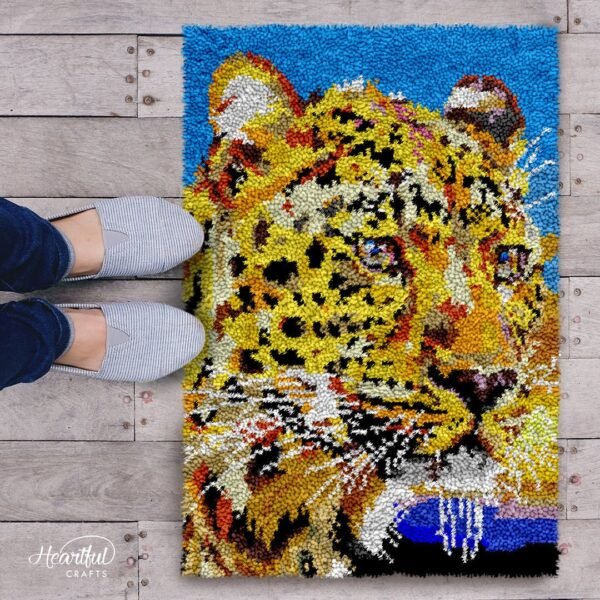 Fierce Cheetah - Latch Hook Rug kit