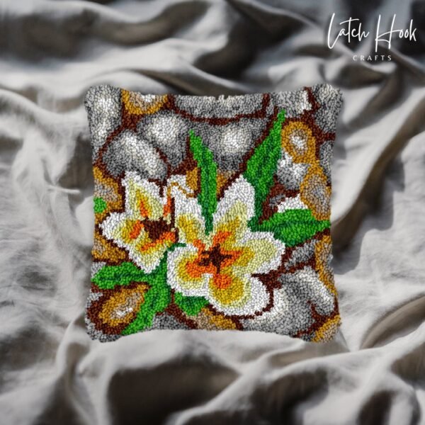 Flowers in the Pond - Latch Hook Pillow Kit