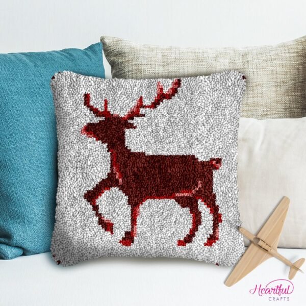 I'm a Moose - Latch Hook Pillow Kit