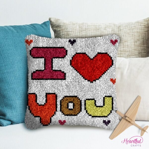 Innocent Love - Latch Hook Pillow Kit