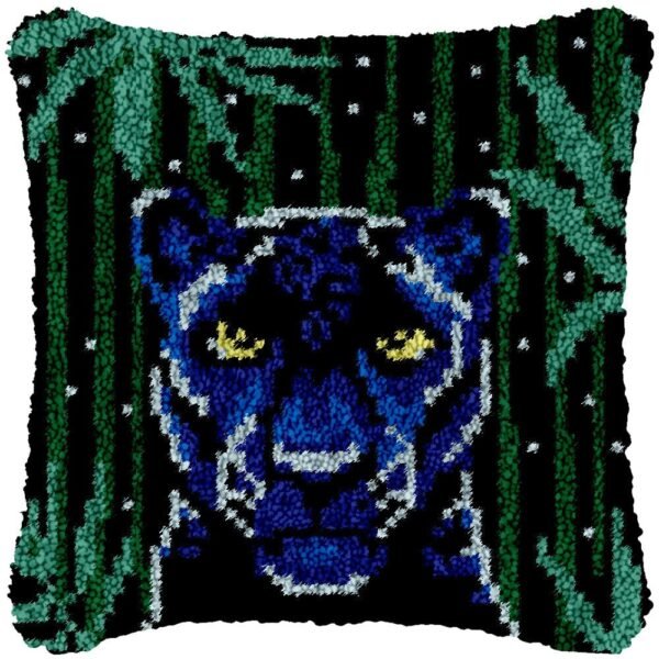 Jungle Panther - Latch Hook Pillow Kit