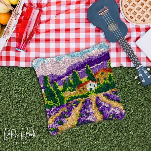 Lavender Estate - Latch Hook Pillow Kit