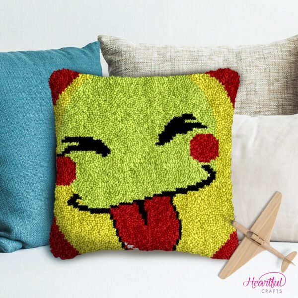 LOL - Latch Hook Pillow Kit