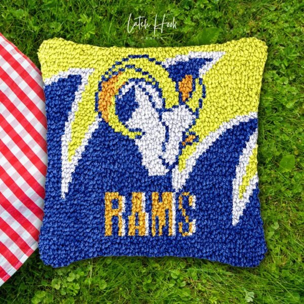 Los Angeles Rams - Latch Hook Pillow Kit