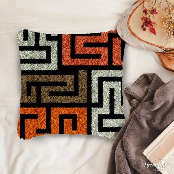 Maze - Latch Hook Pillow Kit