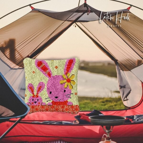 Mini Me - Latch Hook Pillow Kit