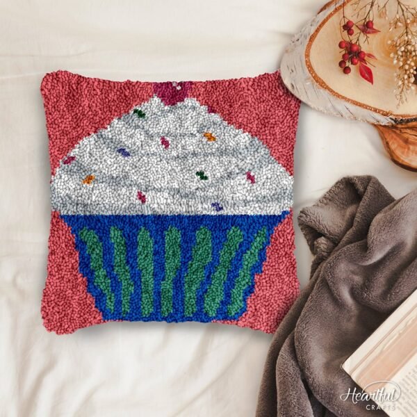 Mmm Frosting - Latch Hook Pillow Kit