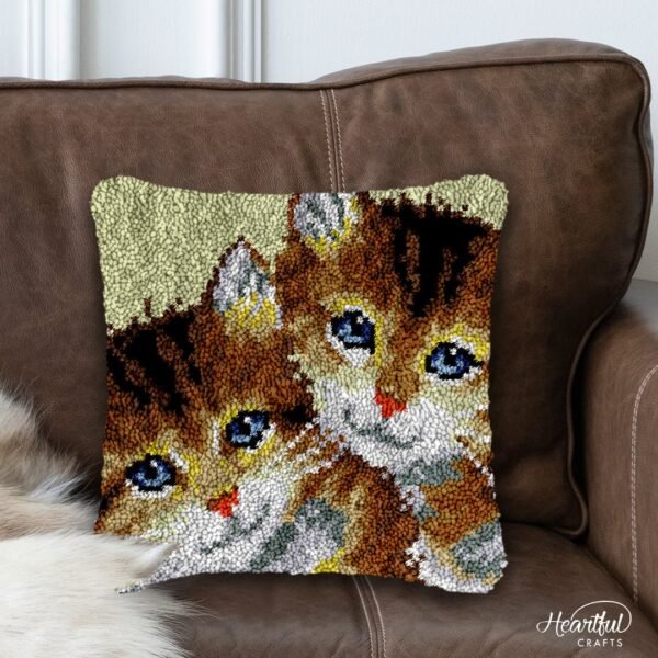 Mom's Favorites - Latch Hook Pillow Kit
