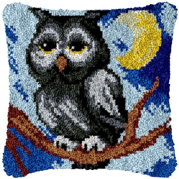 Old Wise Owl - Latch Hook Pillow Kit