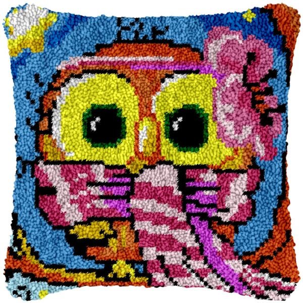 Pretty in Pink - Latch Hook Pillow Kit