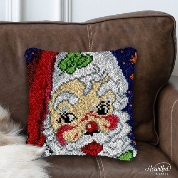 Santa face - Latch Hook Pillow Kit