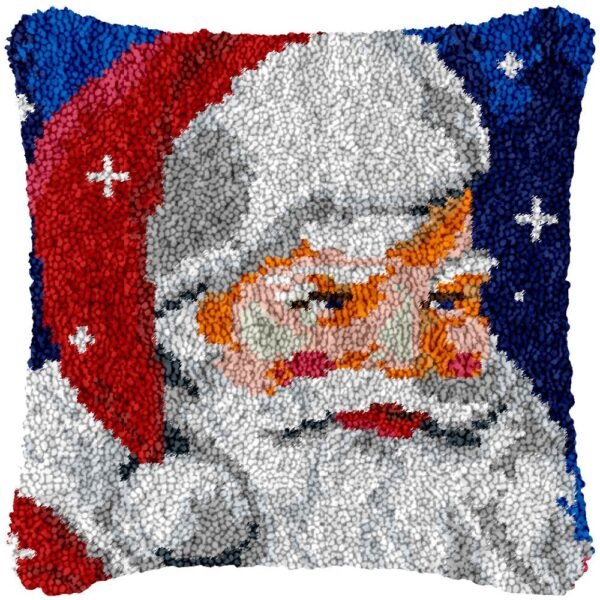 Santa's Here - Latch Hook Pillow Kit