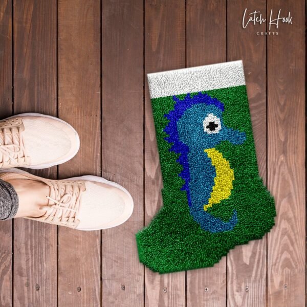 Seahorse - Latch Hook Stockings Kit