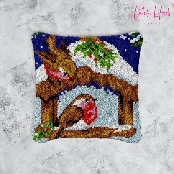 Snowy Chirpy - Latch Hook Pillow Kit