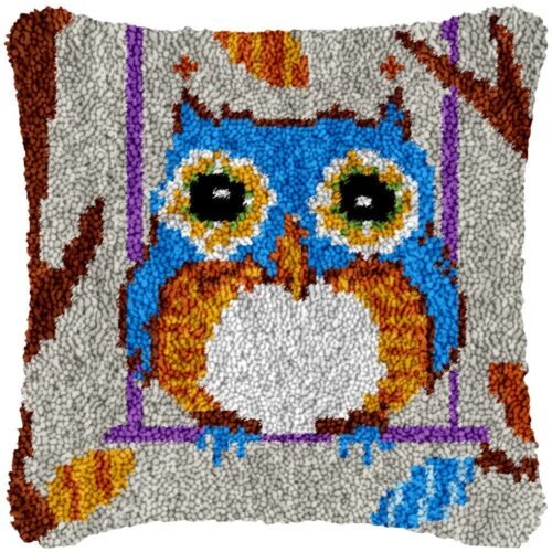 Swinging Owl - Latch Hook Pillow Kit