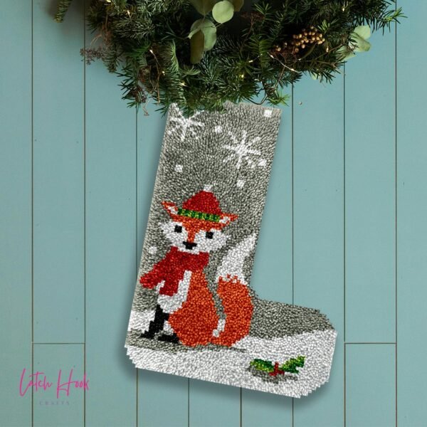 Travelling Fox - Latch Hook Stockings Kit