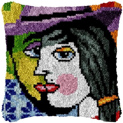 Two Faces - Latch Hook Pillow Kit